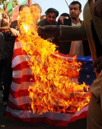 AFP - Novas manifestações contra EUA no Afeganistão por queima do Alcorão