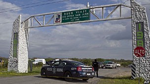 Bilhete encontrado com 49 corpos afirma que cartel Los Zetas é responsável por mortes