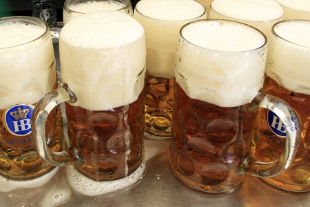 Cientistas australianos criam cerveja que não dá ressaca