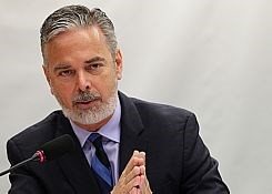 Patriota deixa governo, após caso do senador boliviano